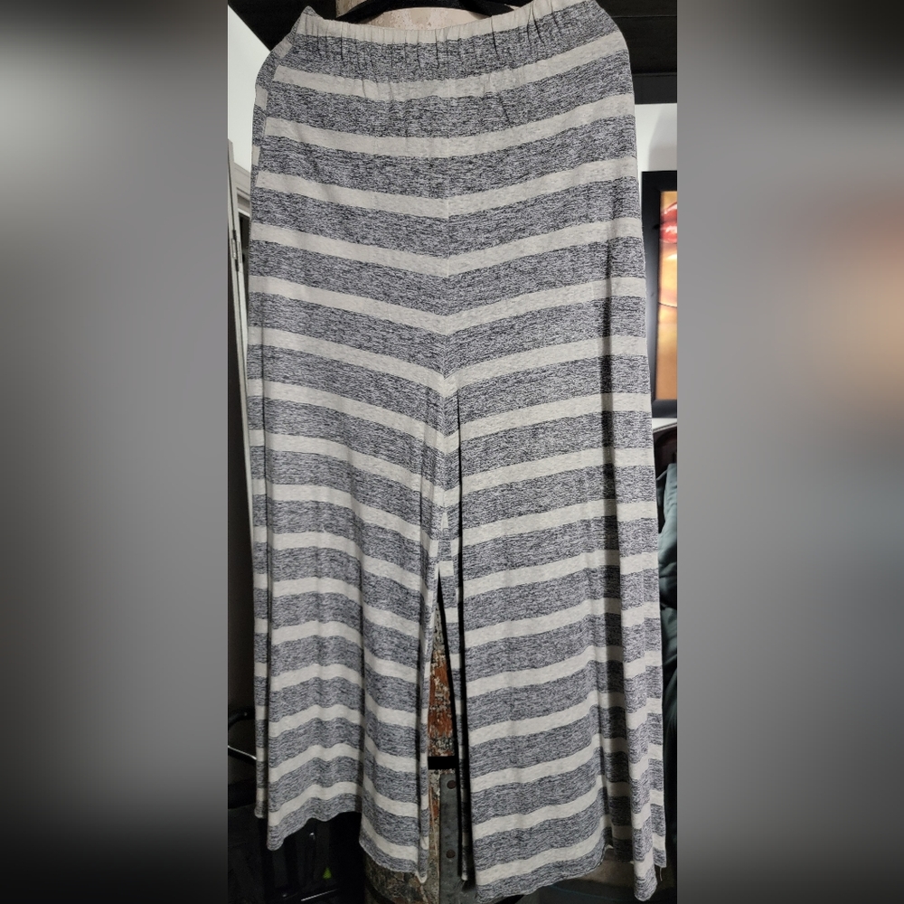 FP Wide Leg w/pockets pinstripes pants